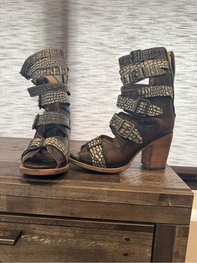 freebird Brown Leather Strappy Heeled Sandals with Croc-Embossed Accents